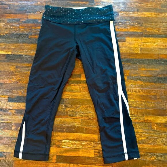 LULULEMON Up the Pace black white mint stripe dot capri - Picture 1 of 5